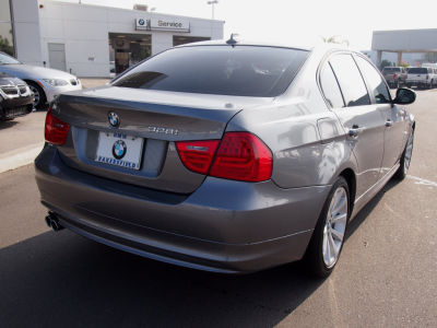 2011 BMW 328  i