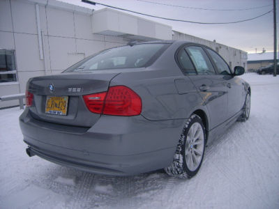 2011 BMW 328  i xDrive