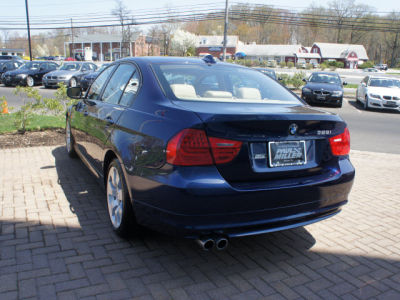 2011 BMW 328  i xDrive