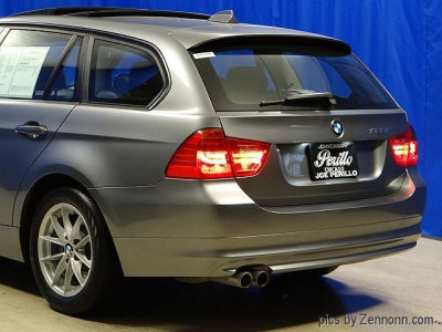 2010 BMW 328  i xDrive