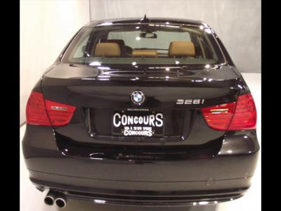 2011 BMW 328  i xDrive