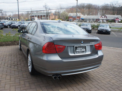 2011 BMW 328  i xDrive