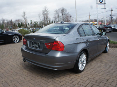 2011 BMW 328  i xDrive