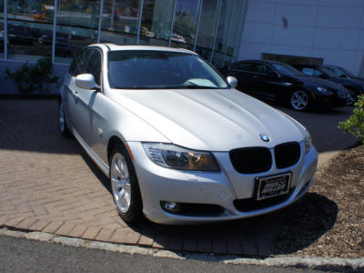 2011 BMW 328  i xDrive