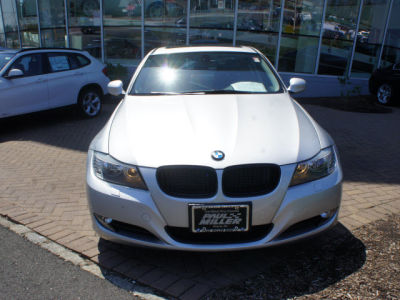 2011 BMW 328  i xDrive