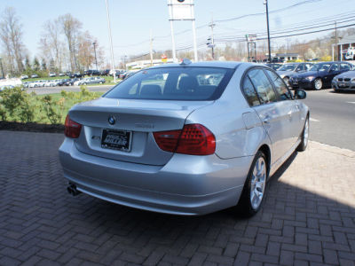 2011 BMW 328  i xDrive