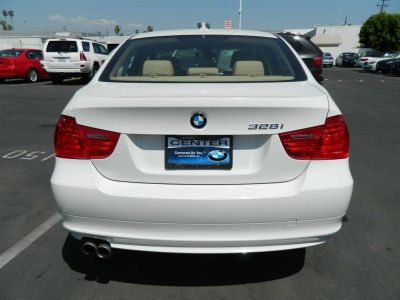 2011 BMW 328  i
