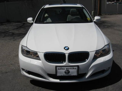 2011 BMW 328  i xDrive