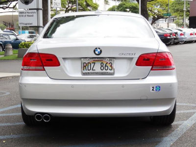 2010 BMW 328  i
