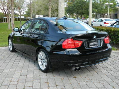 2011 BMW 328  i