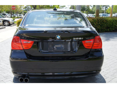 2011 BMW 328  i