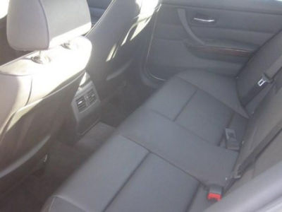 2011 BMW 328  i xDrive