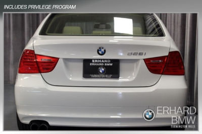 2011 BMW 328  i xDrive