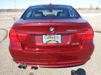 2011 BMW 328  i xDrive