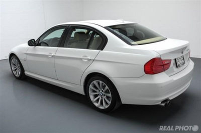 2011 BMW 328  i xDrive