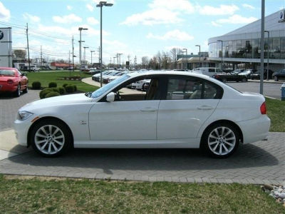 2011 BMW 328  i xDrive