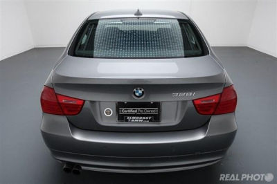 2011 BMW 328  i xDrive