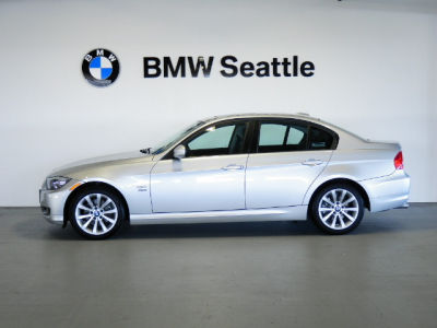 2011 BMW 328  i xDrive