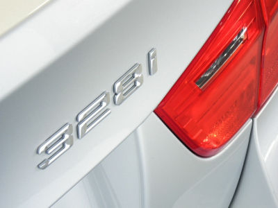 2011 BMW 328  i xDrive