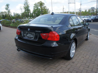 2011 BMW 328  i xDrive