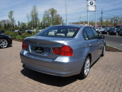 2011 BMW 328  i xDrive