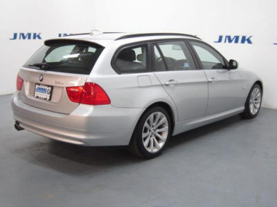 2011 BMW 328  i xDrive