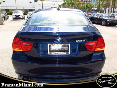 2011 BMW 328  i