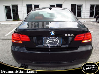 2011 BMW 328 i