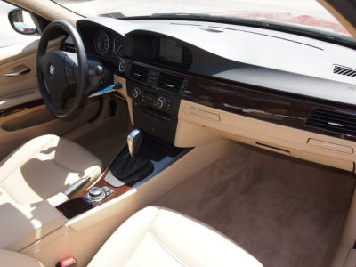 2011 BMW 328  i xDrive