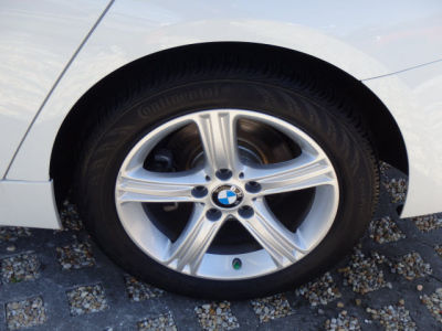 2012 BMW 328  i
