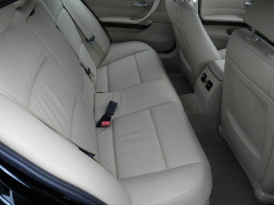 2011 BMW 328  i