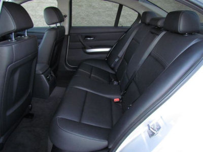2011 BMW 328  i