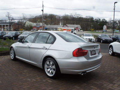 2011 BMW 328  i xDrive
