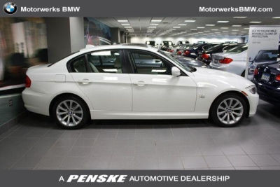 2011 BMW 328  i xDrive