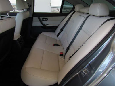 2011 BMW 328  i