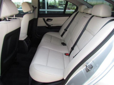 2011 BMW 328  i