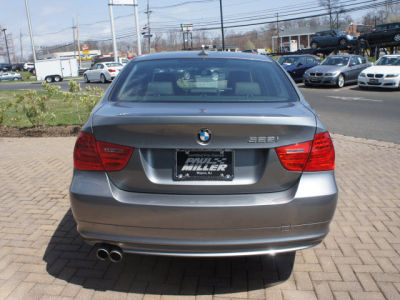 2011 BMW 328  i xDrive