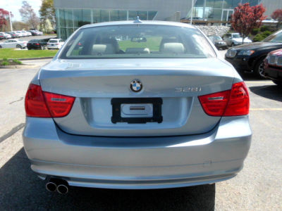 2011 BMW 328  i xDrive