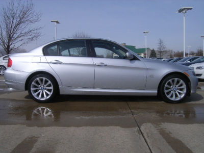 2011 BMW 328  i xDrive