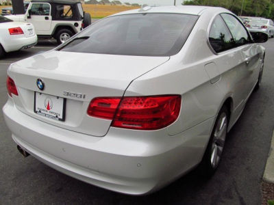 2011 BMW 328  i xDrive