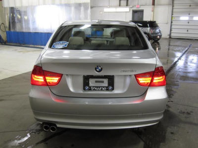2011 BMW 328  i xDrive