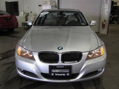 2011 BMW 328  i xDrive