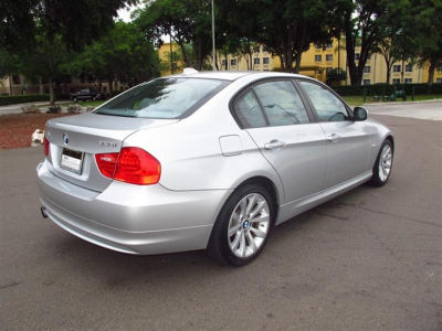 2011 BMW 328  i