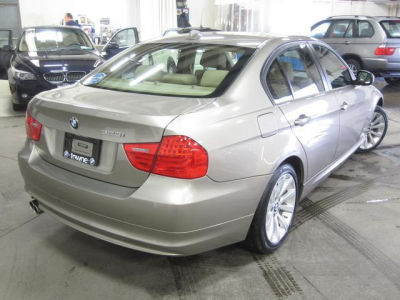 2011 BMW 328  i xDrive