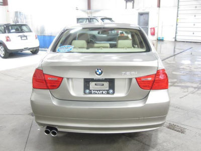2011 BMW 328  i xDrive