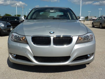 2011 BMW 328  i xDrive
