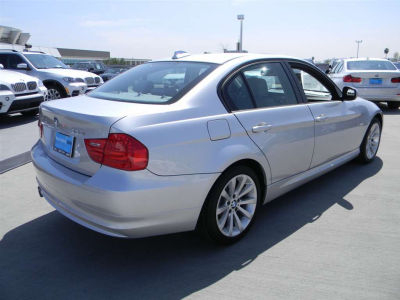 2011 BMW 328  i