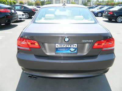 2010 BMW 328 i