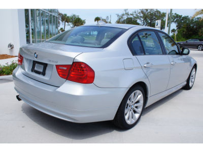 2011 BMW 328  i