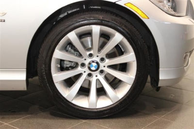 2011 BMW 328  i xDrive
